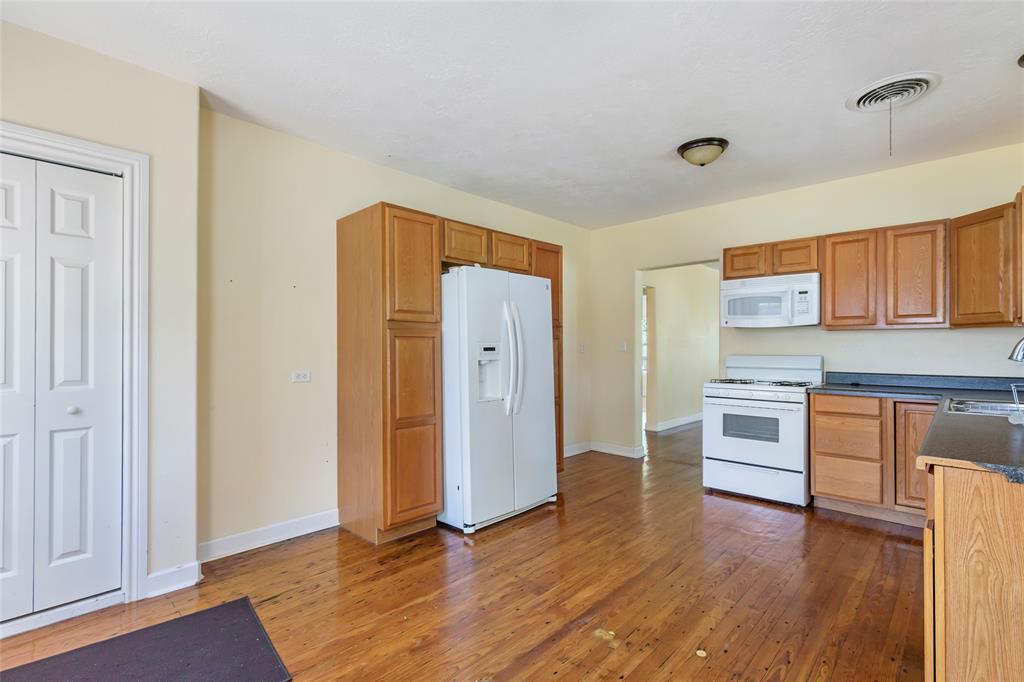 809 Coleman Street, Dayton, Texas image 14