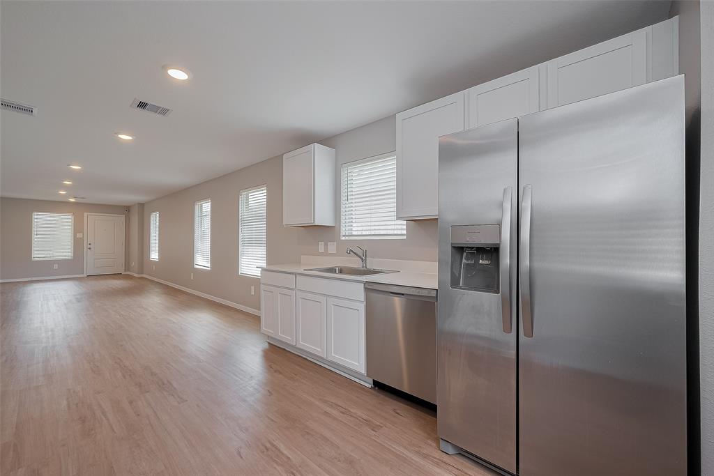 2418 Ridge Oak Drive, Conroe, Texas image 11