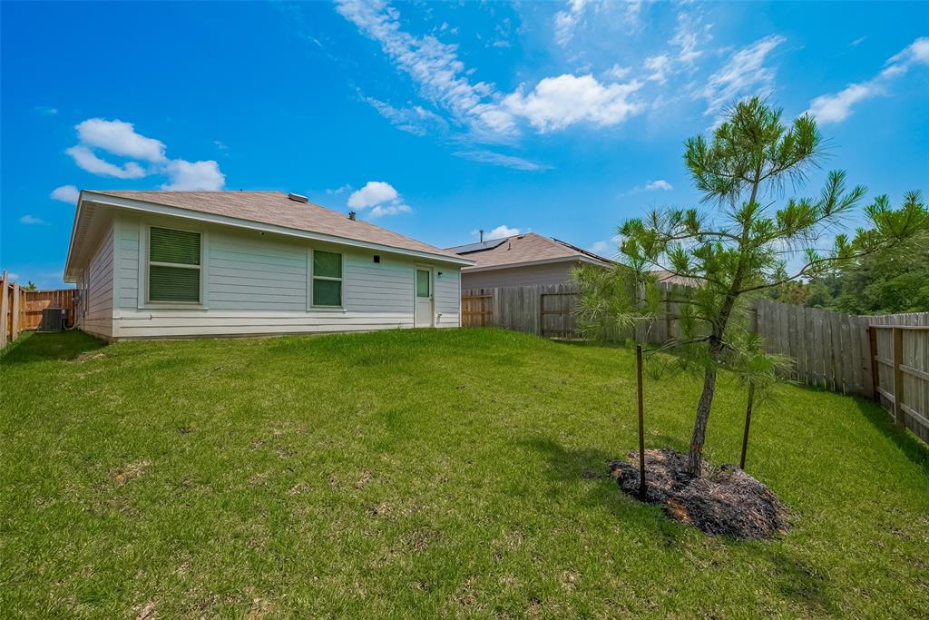 2418 Ridge Oak Drive, Conroe, Texas image 5
