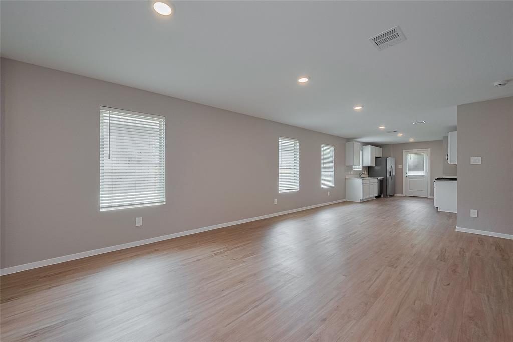 2418 Ridge Oak Drive, Conroe, Texas image 8