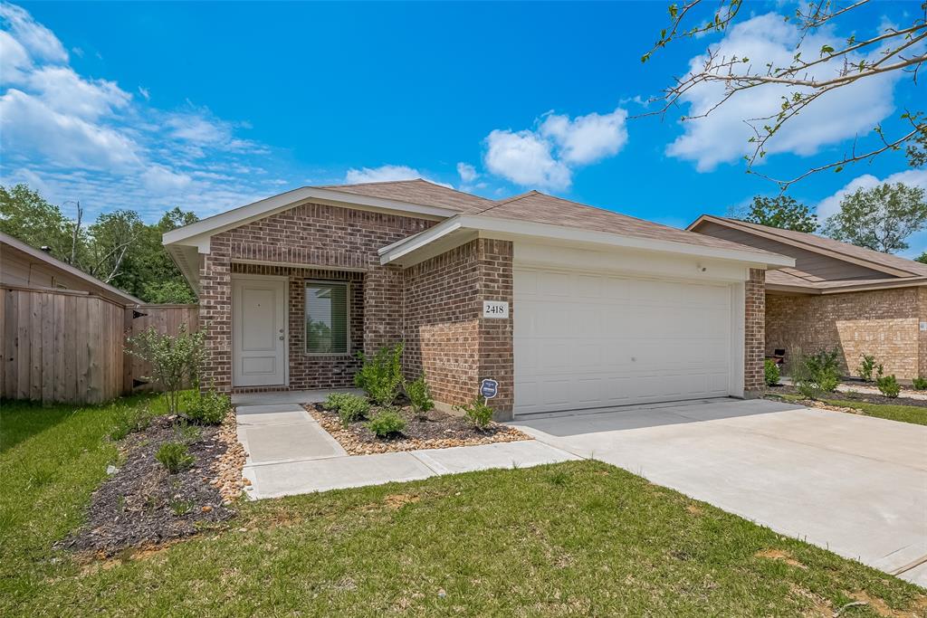 2418 Ridge Oak Drive, Conroe, Texas image 1