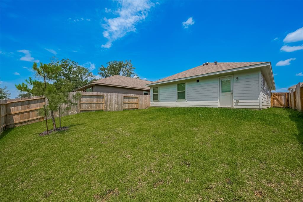 2418 Ridge Oak Drive, Conroe, Texas image 18