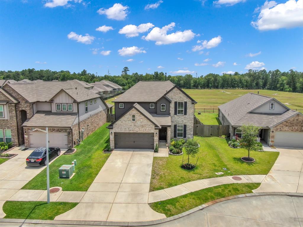 2906 Tulip Poplar Trail, Conroe, Texas image 2