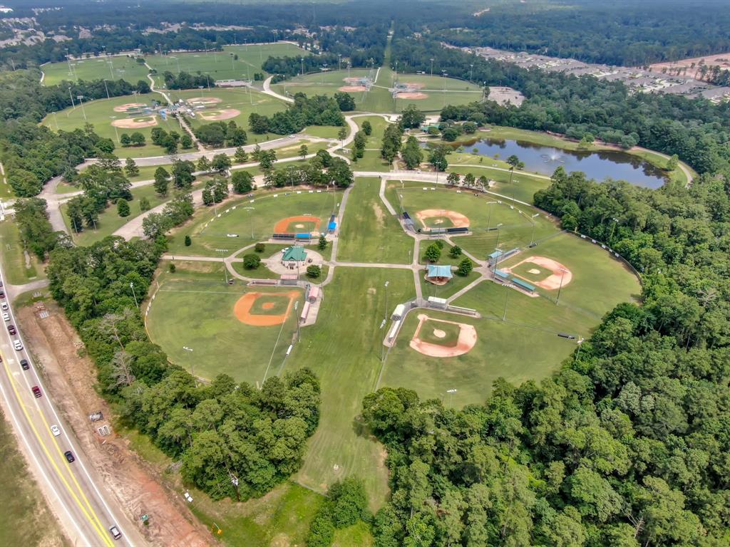 2906 Tulip Poplar Trail, Conroe, Texas image 35