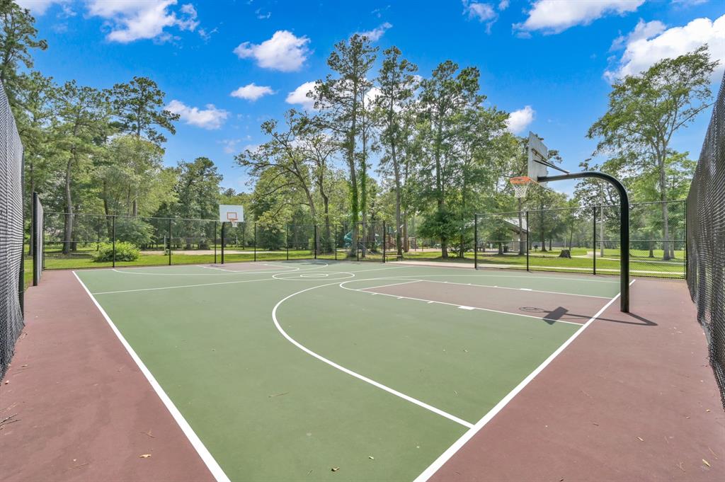 2906 Tulip Poplar Trail, Conroe, Texas image 37