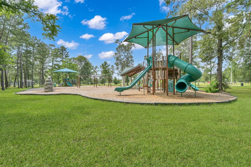 2906 Tulip Poplar Trail, Conroe, Texas image 38