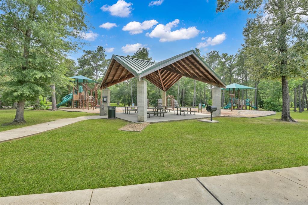 2906 Tulip Poplar Trail, Conroe, Texas image 39