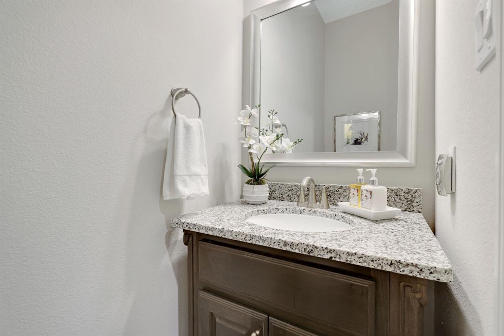 1614 Primrose Lane, Katy, Texas image 34