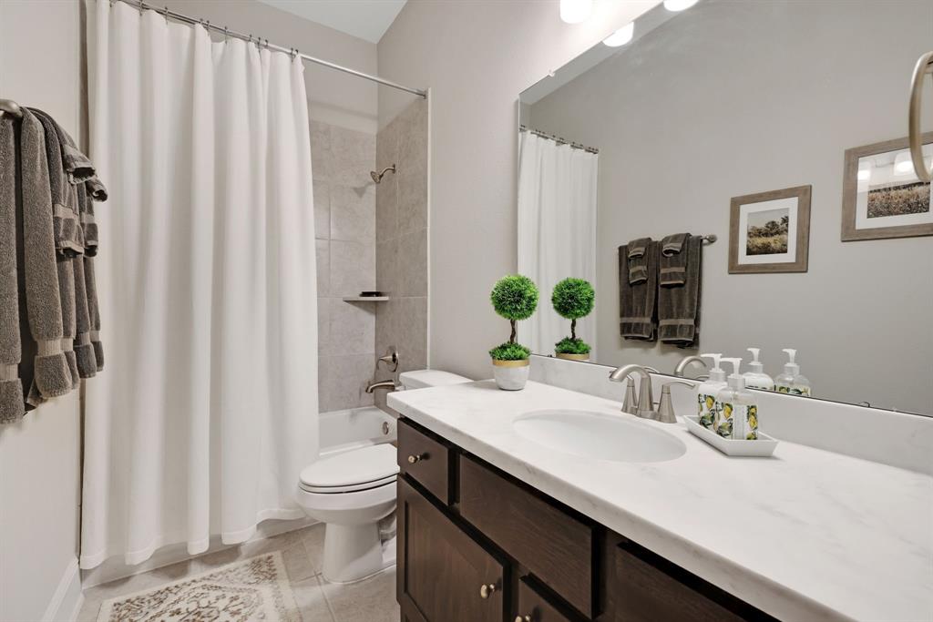 1614 Primrose Lane, Katy, Texas image 33