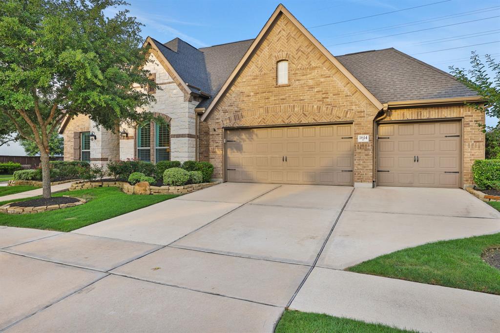 1614 Primrose Lane, Katy, Texas image 1