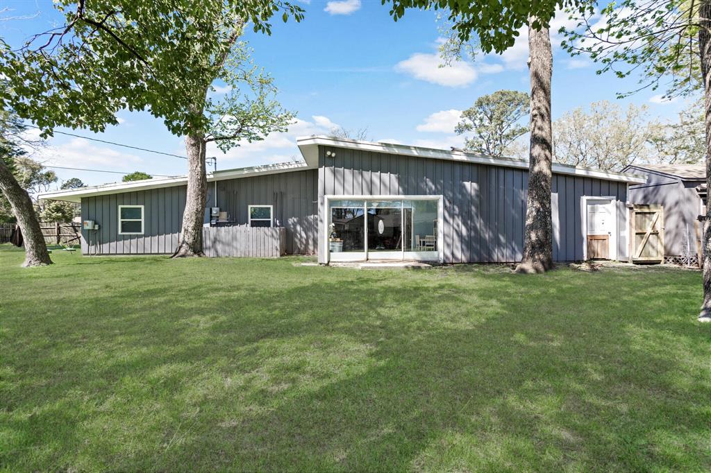 5327 Fairview Drive, Orange, Texas image 31