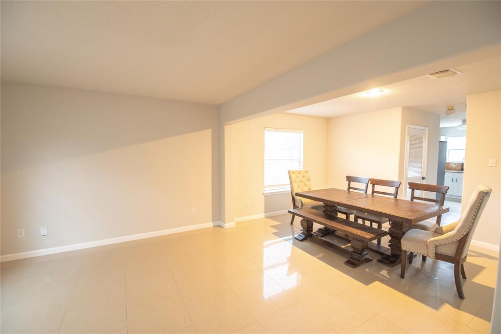 7707 Kempsey Lane