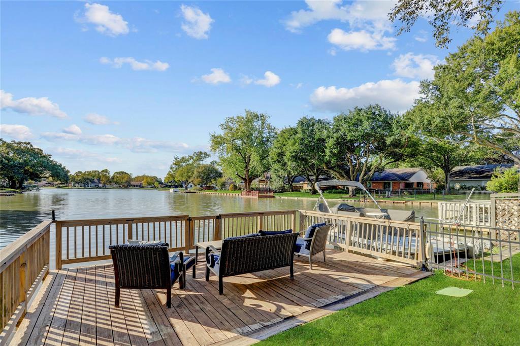 410 Lombardy Drive, Sugar Land, Texas image 21