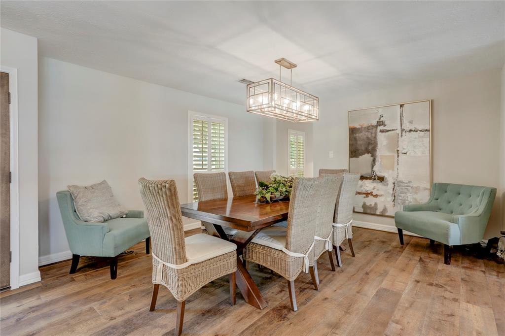410 Lombardy Drive, Sugar Land, Texas image 9