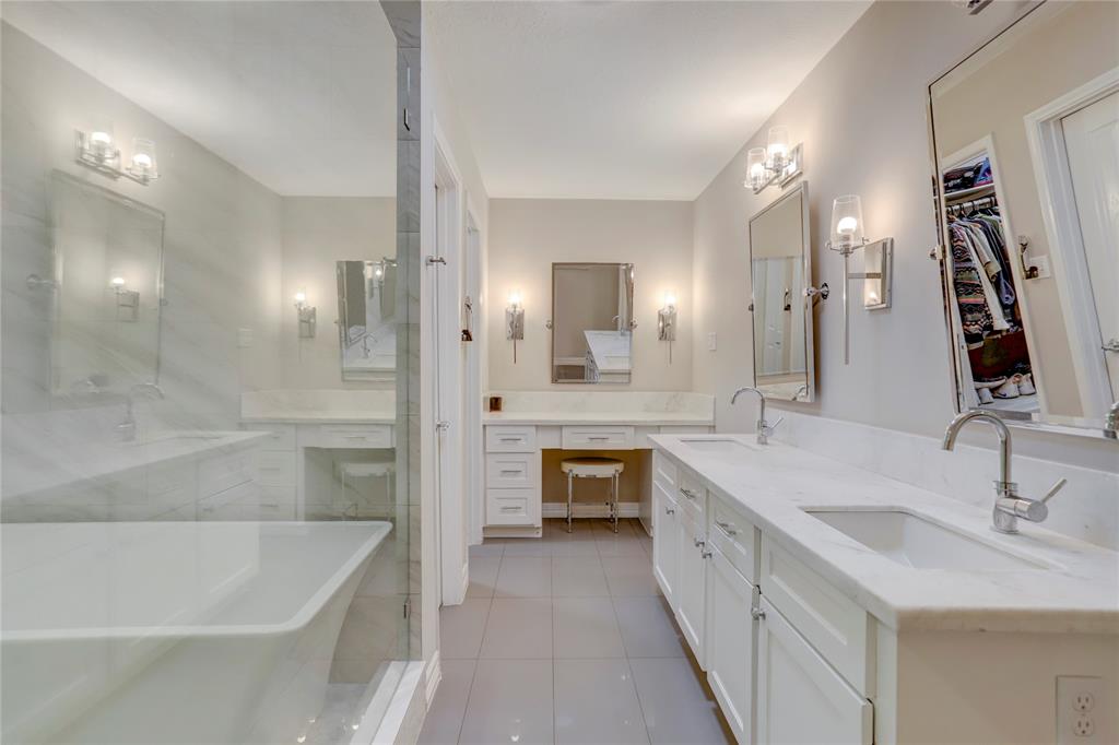 410 Lombardy Drive, Sugar Land, Texas image 19