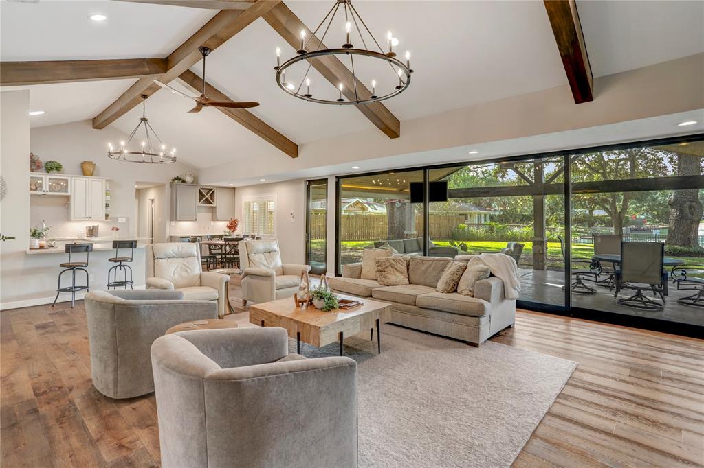 410 Lombardy Drive, Sugar Land, Texas image 6