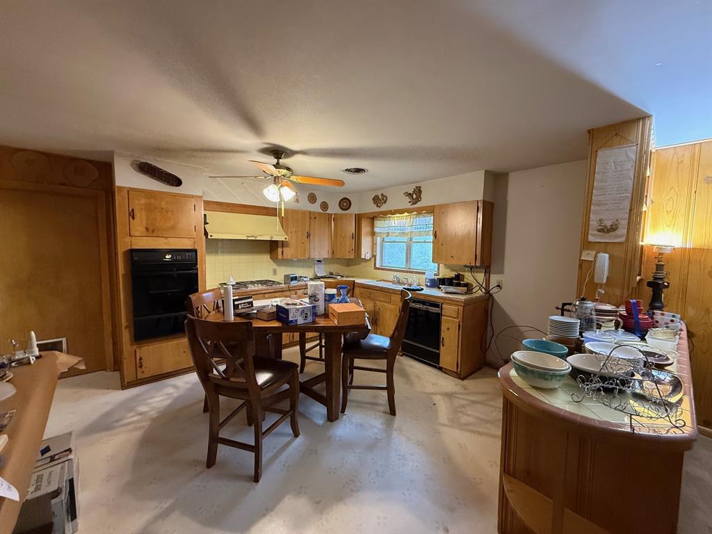 4109 Laura Lane, Bryan, Texas image 4