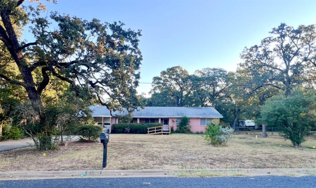 4109 Laura Lane, Bryan, Texas image 1