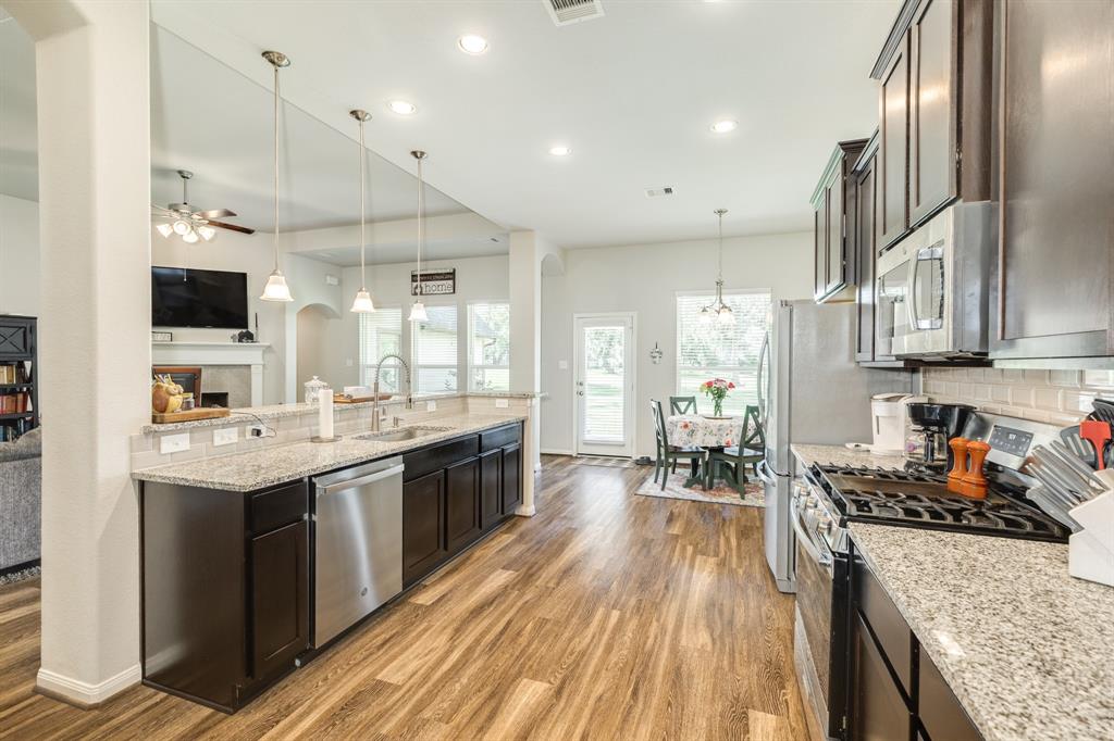 255 S Amherst Drive, West Columbia, Texas image 22