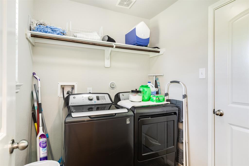 255 S Amherst Drive, West Columbia, Texas image 35