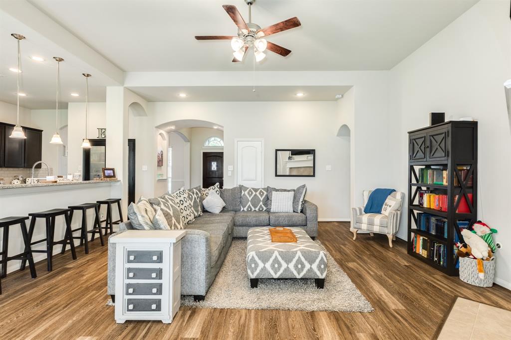 255 S Amherst Drive, West Columbia, Texas image 16