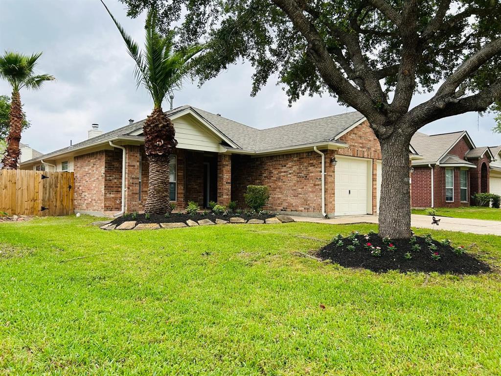 2415 Teal Run Place Drive, Fresno, Texas image 2