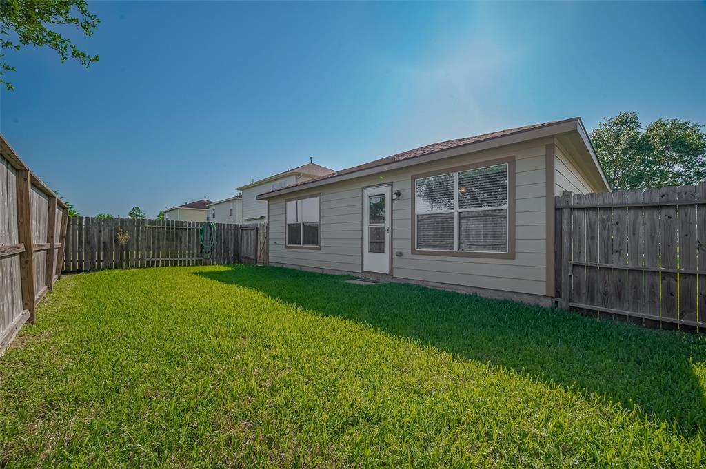8223 Radial Court, Rosharon, Texas image 40