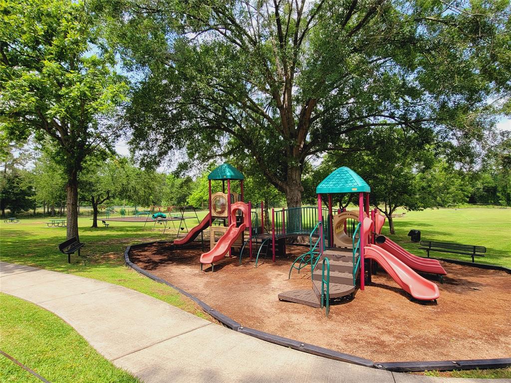 2502 Knollbrook Lane, Spring, Texas image 31