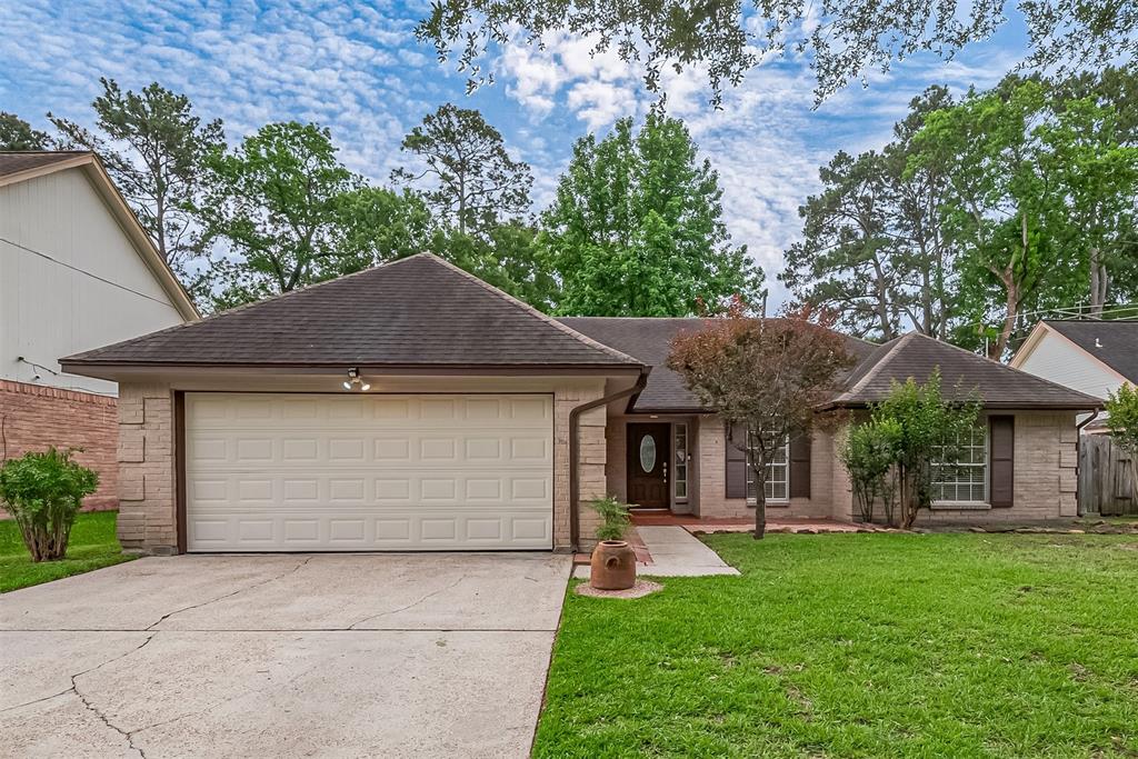 2502 Knollbrook Lane, Spring, Texas image 2