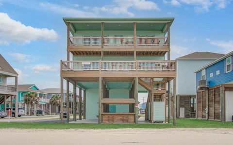 A home in Crystal Beach