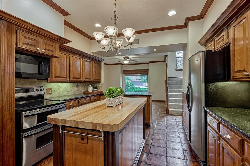 10 Doe Run Drive, The Woodlands, Texas image 19