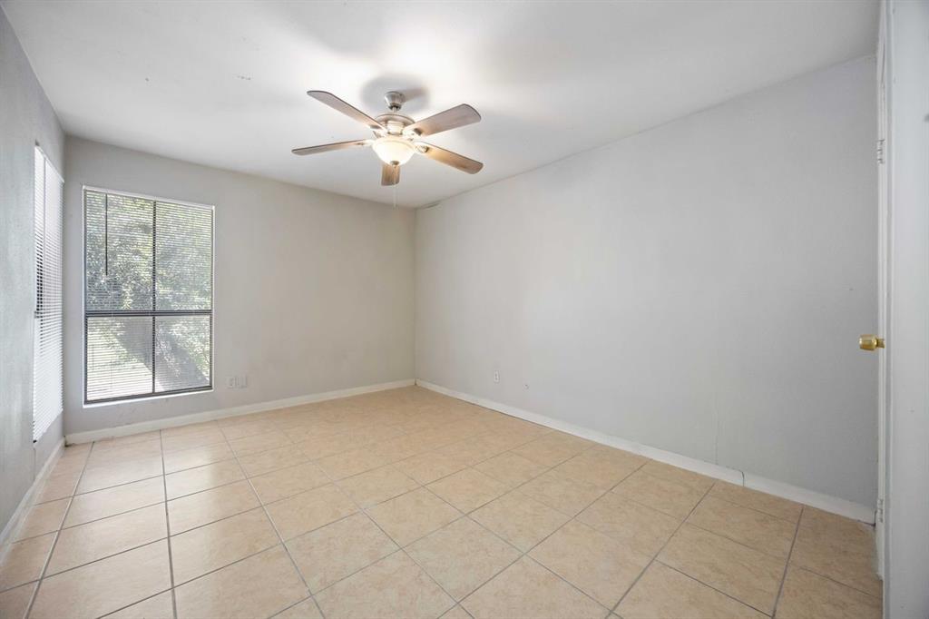 10100 S Gessner Road 210
