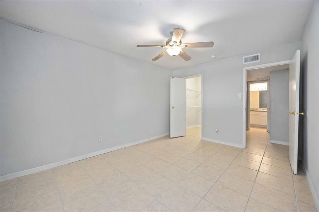 10100 S Gessner Road 210