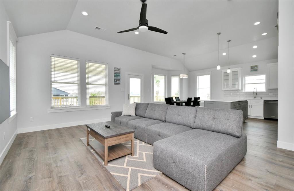 22814 Camino Street, Galveston, Texas image 22