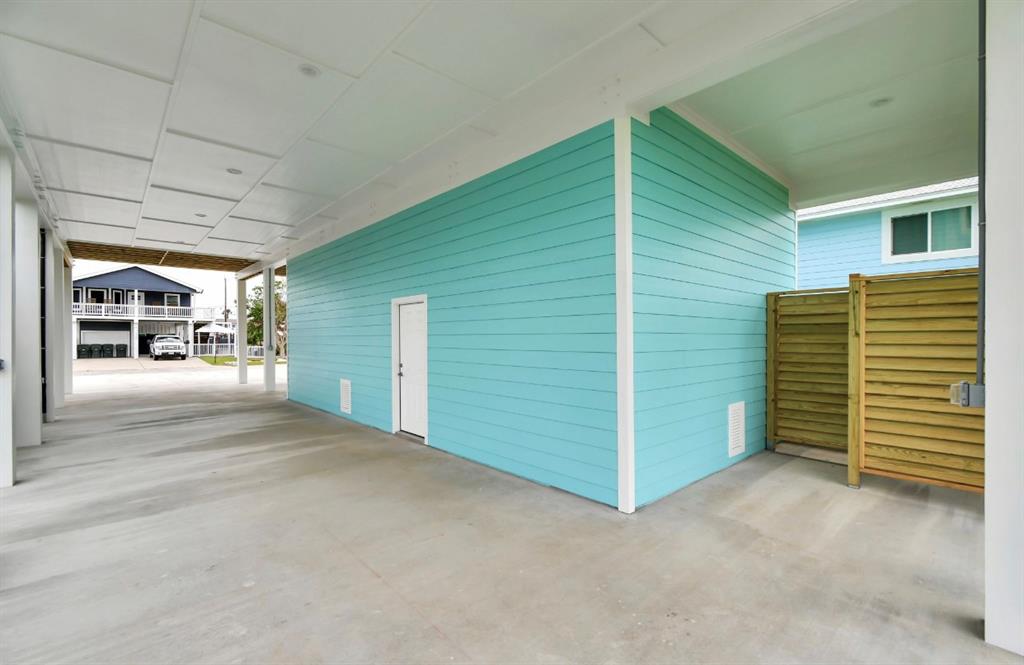 22814 Camino Street, Galveston, Texas image 5