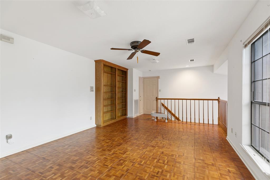 7411 W Suddley Castle Street, Houston, Texas image 29