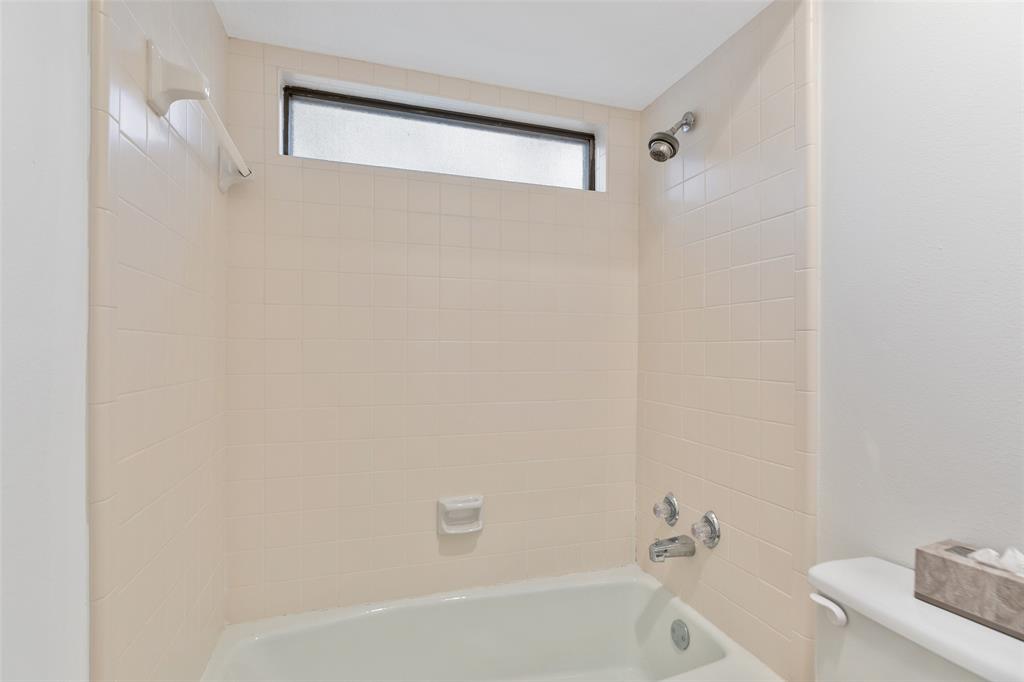 7411 W Suddley Castle Street, Houston, Texas image 34