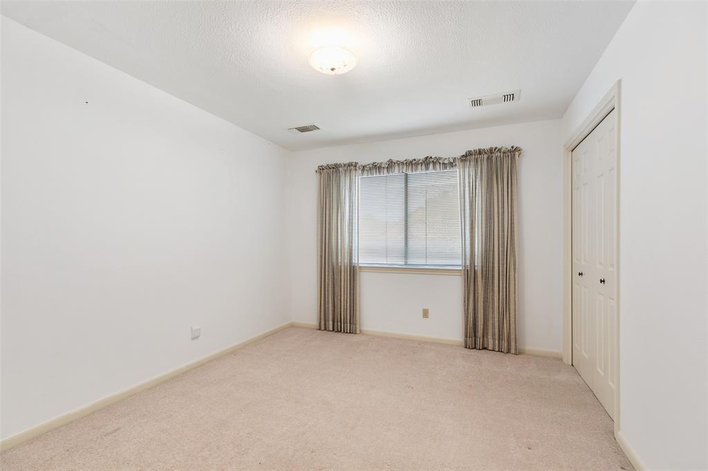 7411 W Suddley Castle Street, Houston, Texas image 31