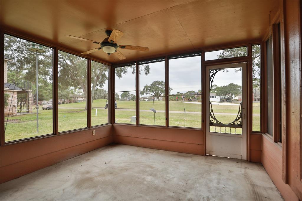 7411 W Suddley Castle Street, Houston, Texas image 35
