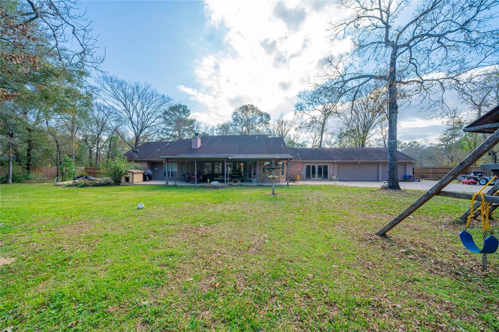 22306 Three Pines Drive, Hockley, Texas image 8