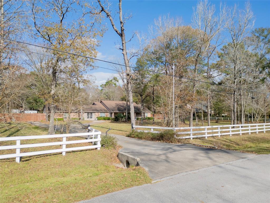 22306 Three Pines Drive, Hockley, Texas image 5