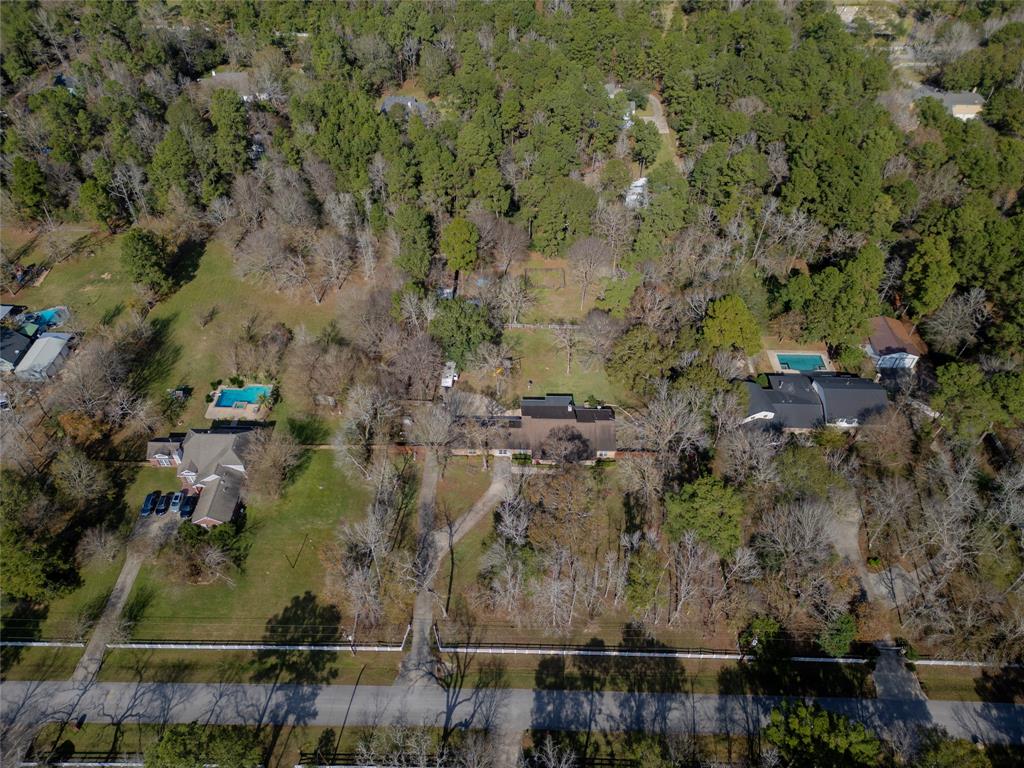22306 Three Pines Drive, Hockley, Texas image 11