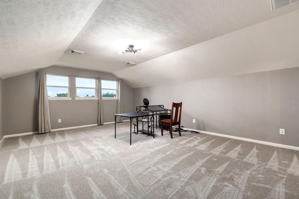 852 Shoal Pointe Lane, League City, Texas image 16
