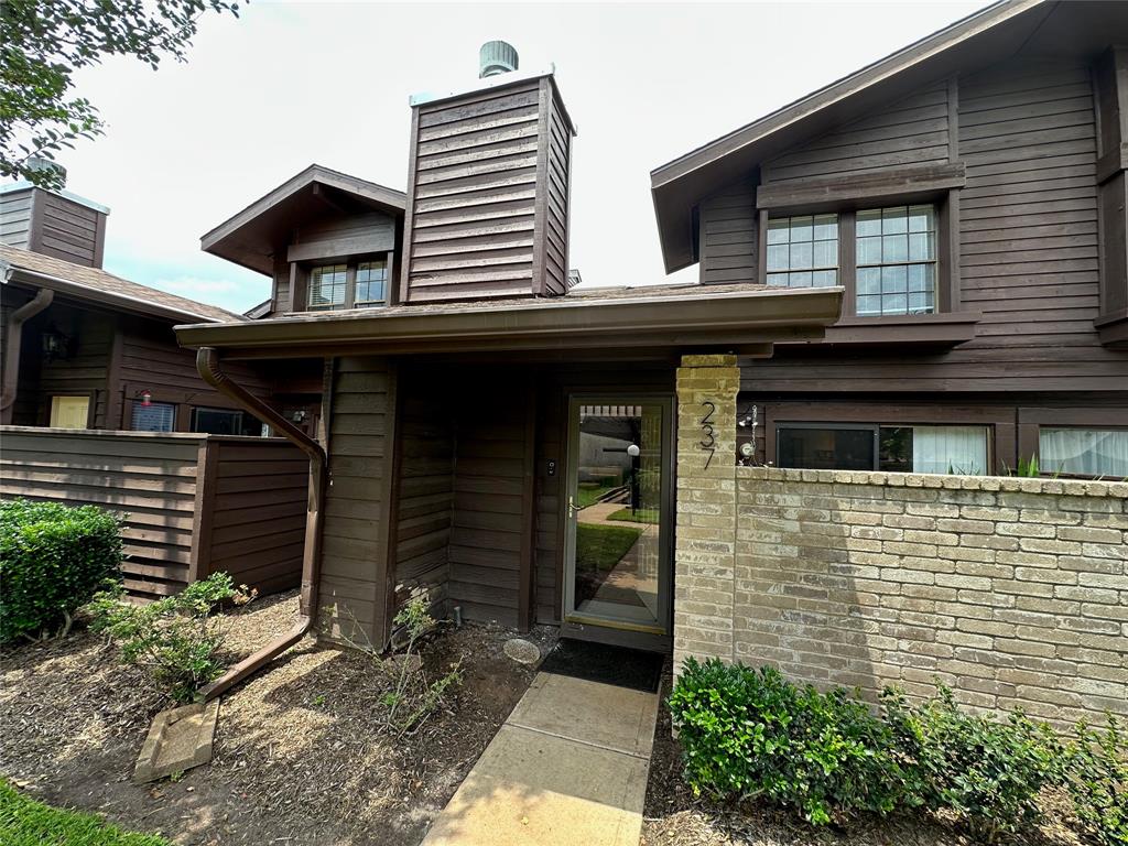 2611 Grants Lake Boulevard #237, Sugar Land, Texas image 3