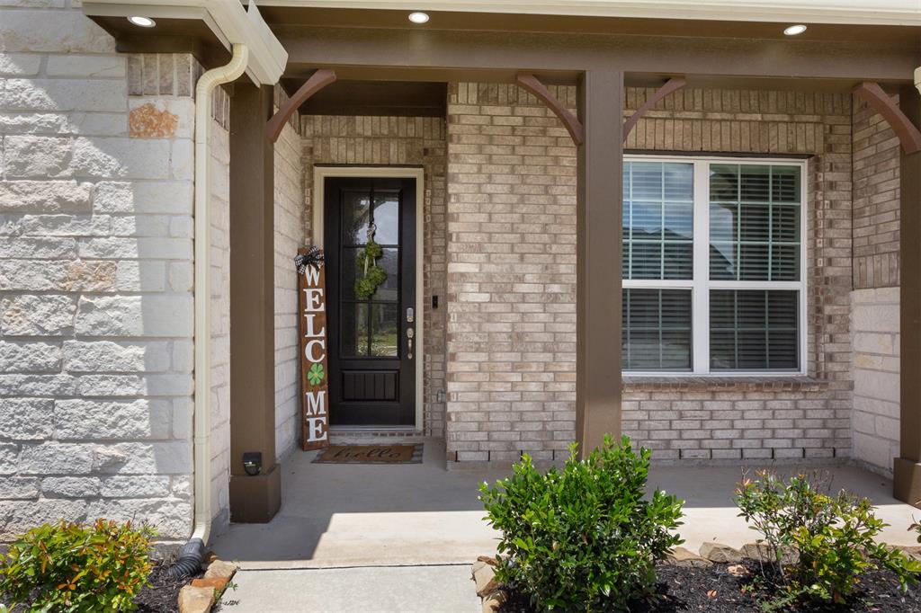 28926 Woods Rose Court