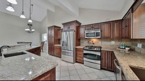 Single Family Residence in Seabrook TX 1116 Heron Drive 1.jpg