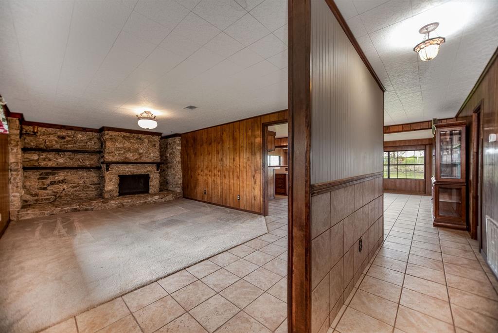 587 Seakist Road, Port Lavaca, Texas image 14