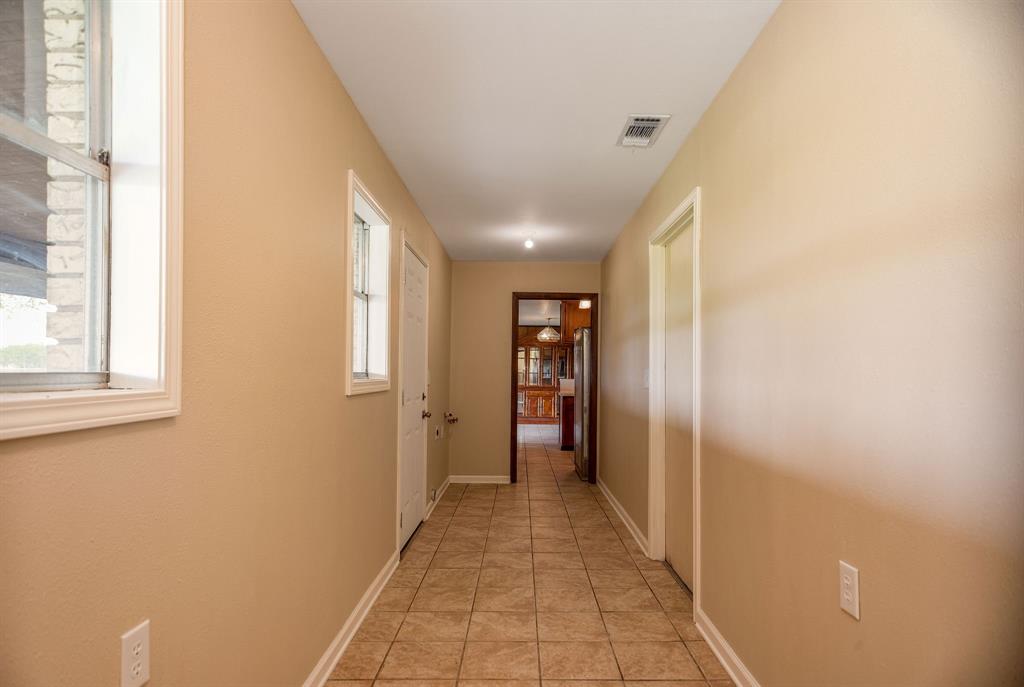 587 Seakist Road, Port Lavaca, Texas image 22
