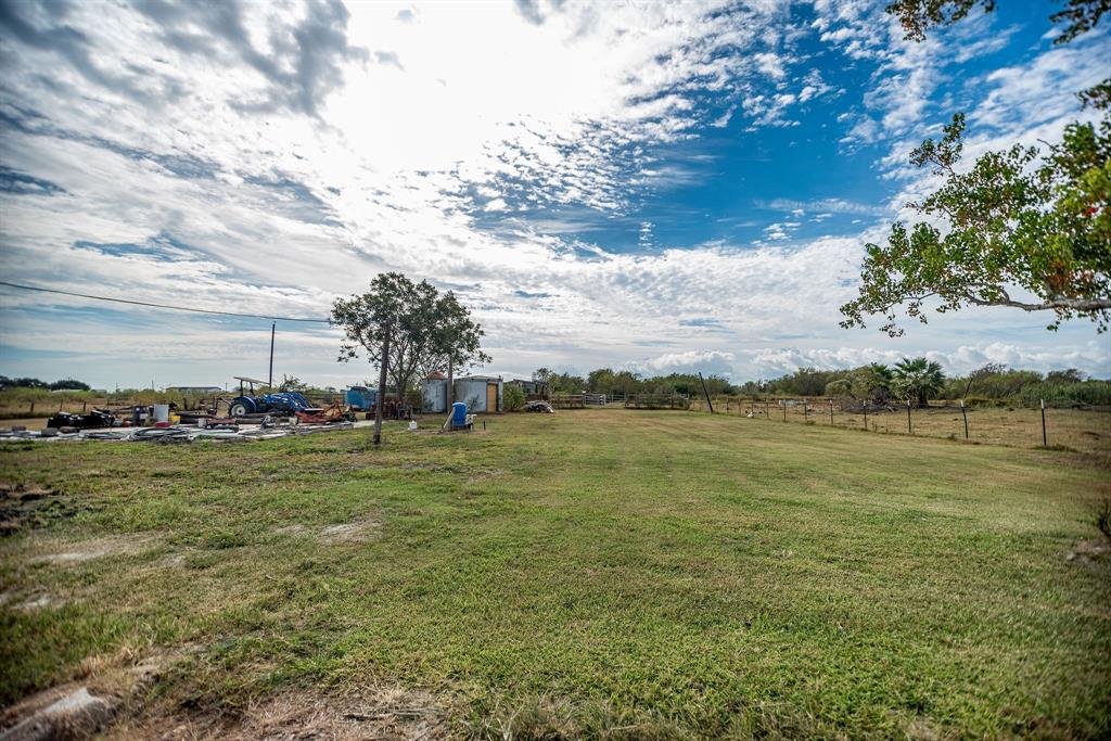 587 Seakist Road, Port Lavaca, Texas image 6
