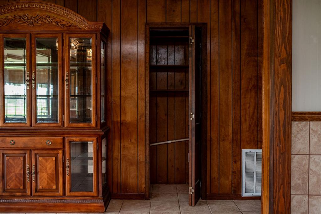 587 Seakist Road, Port Lavaca, Texas image 38